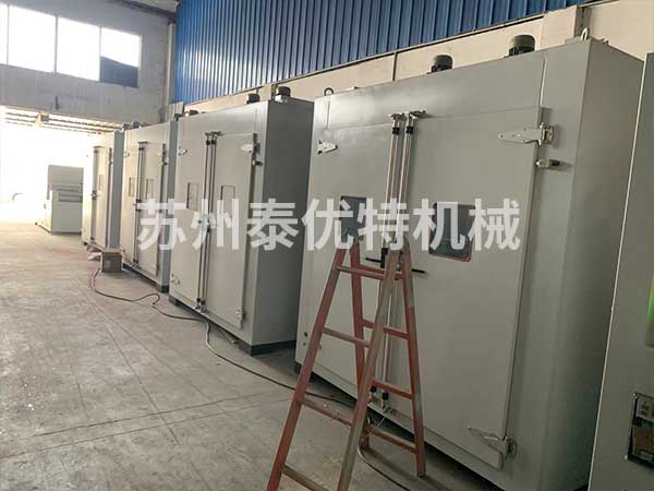 鼓风恒温干燥箱